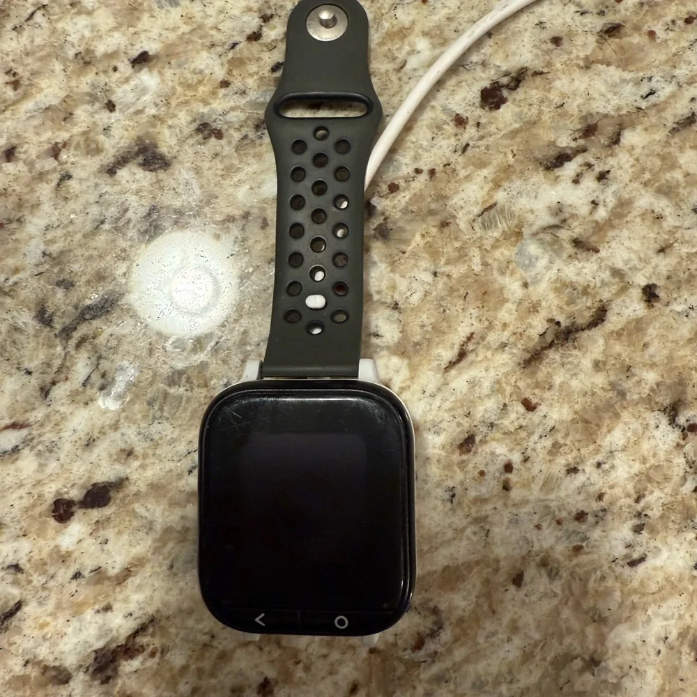 Kids Smartwatch with Black Strap - Picture 5 of 7